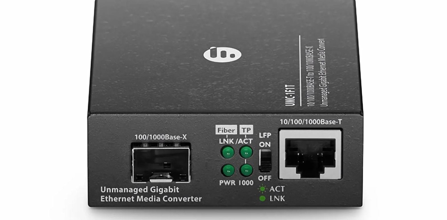 FS Unmanaged Gigabit RJ45-to-SFP Media Converter